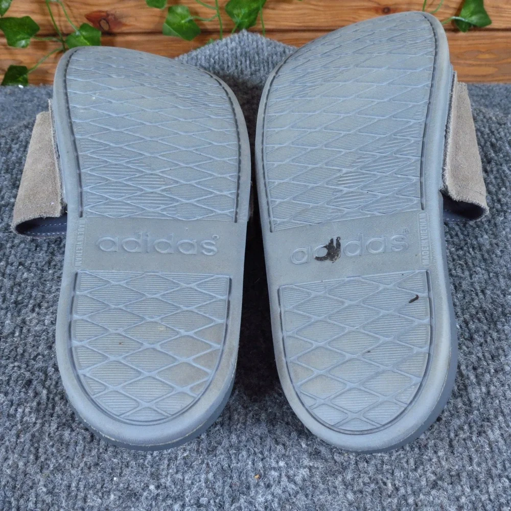 Adidas Adilette Men's Slide Sandals Size 7 Casual Comfort Gray Suede‎ AQ5448